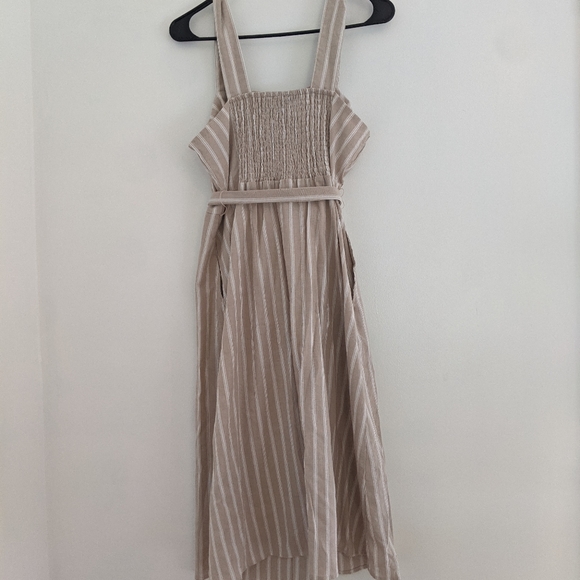 Double-breasted striped dress - Picture 7 of 7